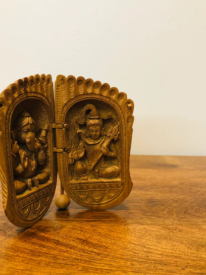 sandalwood handmade shell - Malji Arts