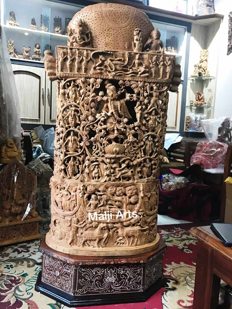 Sandalwood Fine Carved Viswaroopam With Mahabharata Story Sculpture - Malji Arts